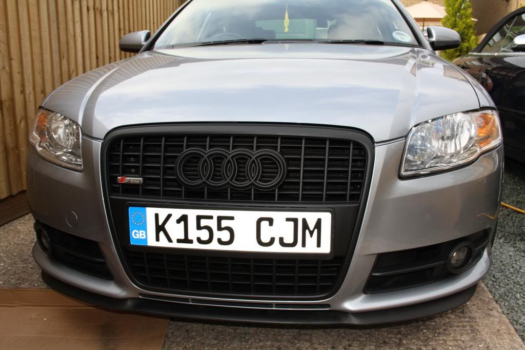 finally plasti dipped the front grill!